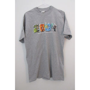 Universal Studios Florida 2004 Gray T-Shirt Size Large Short Sleeves